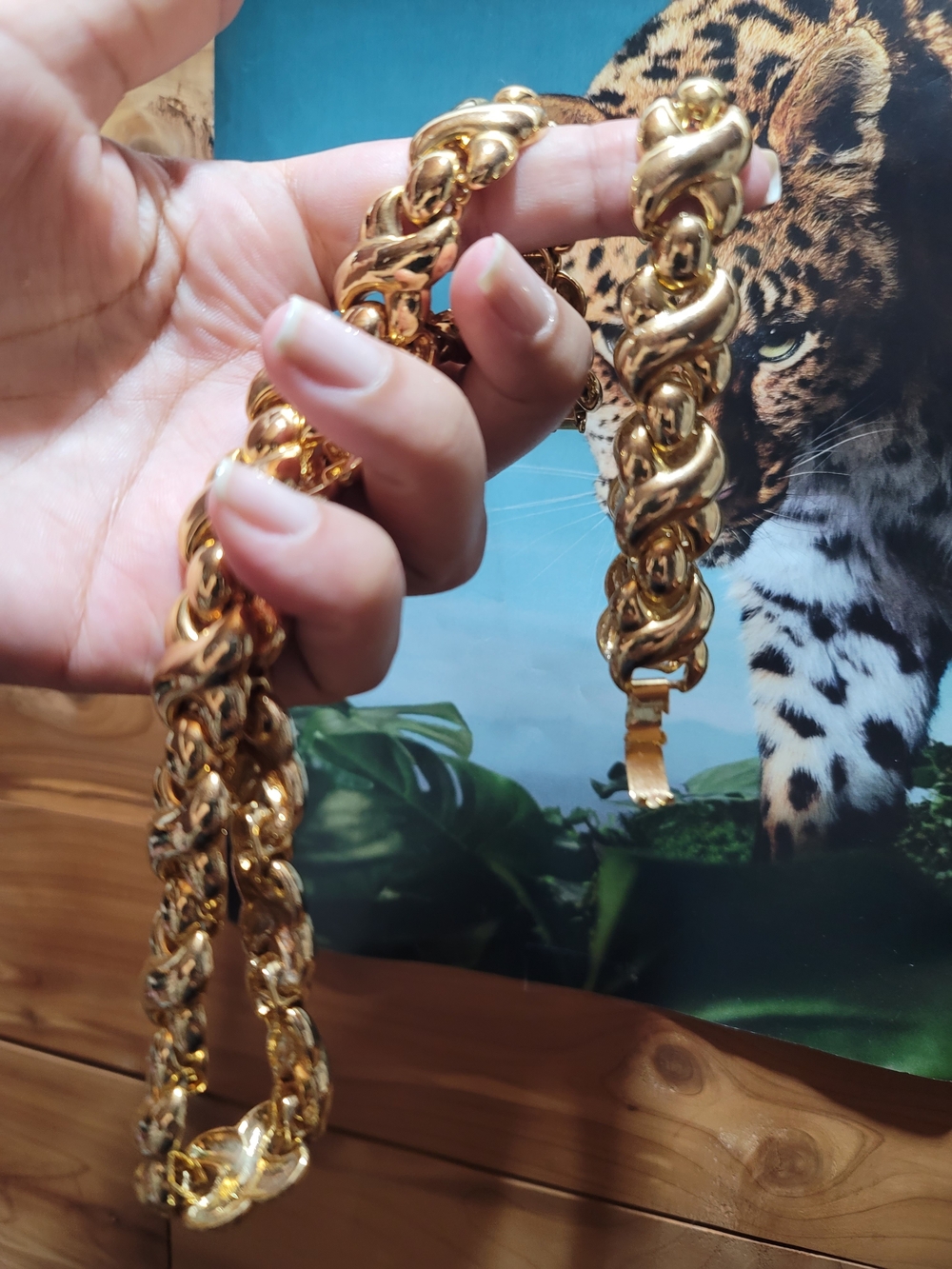 GORGEOUS!! Vintage Gold Chunky Link Necklace and Bracelet